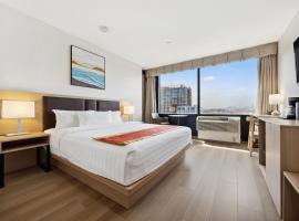 Ramada by Wyndham Flushing Queens, hotel in Queens