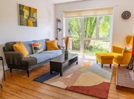 Secluded 3 bed cottage in private parkland, hotell sihtkohas Brockenhurst