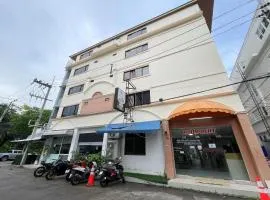 Lucky Inn Suite Pattaya