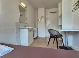 Budget Hôtel Weber - Strasbourg Centre Gare