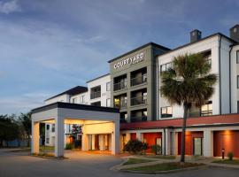 Courtyard by Marriott North Charleston Airport Coliseum, hotel em Charleston