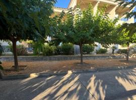Appartements PORTICCIO CENTRE, hôtel à Porticcio