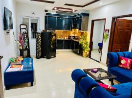 2 BHK Apartment with Citi Theme Park Views, WiFi, Secure, hotel a Jhelum