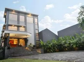 Hotel Amira Pasteur