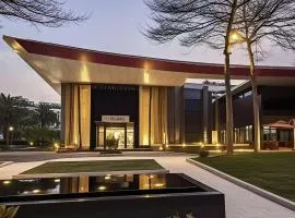 Yitang Zhile Forest Resort Hotel