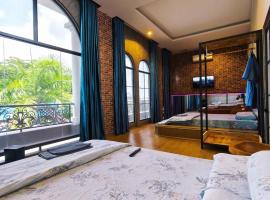 Long Homestay Mỹ Hạnh - Hotels, hotel in Ðức Hòa