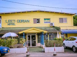 Leet Dorian HOTEL, hotel in Libreville