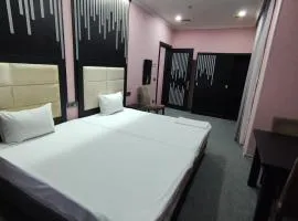 Corniche White City Hotel