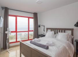 2BR BuenaVida Residential, hotel in Breña Baja
