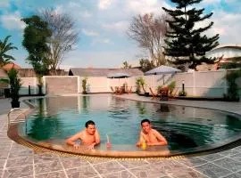 Enhaii Hotel