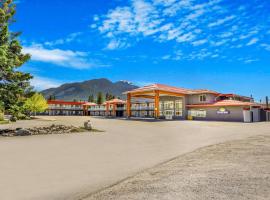 Days Inn by Wyndham Golden, khách sạn ở Golden