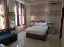 Tudor House Hotel, hotel in Durban