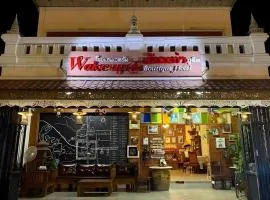 Wake Up at Muang Kao Boutique Hotel