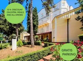 Hotel Vila Ružica- glavna zgrada i depandanse