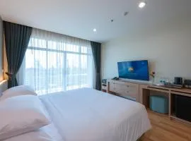The Kaset, Hua Hin