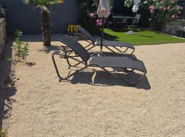 Niki, Hotel in Punta Križa