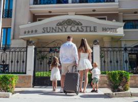 Viesnīca Sunny Castle Hotel - All Inclusive, Beach and Free parking pilsētā Kraneva