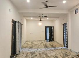 Pandit Devki Nandan Dharamsala & Guest House, hotel v destinaci Deoghar