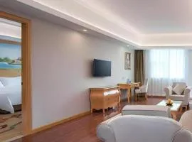 Vienna Hotel Guangdong Huizhou Lilin North Railway Station