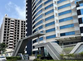 belliza apartment, hôtel à Surate