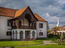 Castle Hotel Daniel, hótel í Baraolt