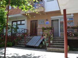 Hostel Valentin, hotel in Ohrid
