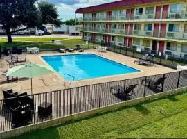 OYO Hotel Houston Southwest I-69