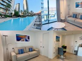 Modern Luxury Studio with Balcony Pool and Parking, viešbutis Gibraltare