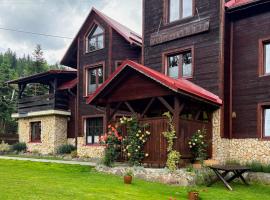 Dom Wypoczynkowy Pod Polanką、コルビエルフのホテル