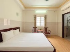 Spring Hung Anh Hotel - Sân Bay TSN