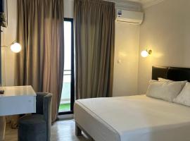 Crystal boulevard hotel, hotel in Tangier