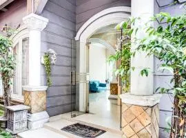 OYO 94680 Ralica Residence