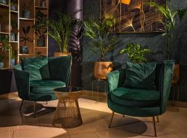 Hotel Wellamarin, hotel in Zamárdi