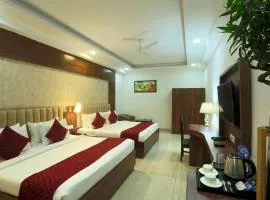 VARUN Palace