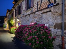 Le Victor Hugo - Hôtel et Restaurant - Logis Hôtels, hotel en Saint-Céré