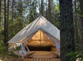 Merevaatega Glämping Kukkas, hotell Kukkas