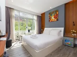 Cozy Le Parc Hotel