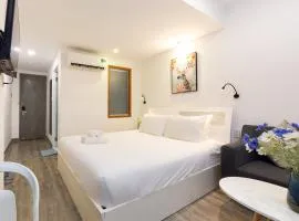 Cozy Le Parc Hotel