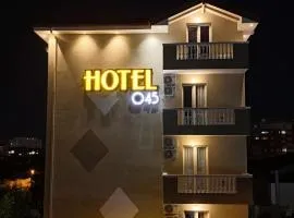 Hotel 045