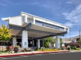 DoubleTree By Hilton Sacramento