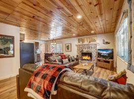 Come Snuggle Up at Cozy Bear Cabin, hotel v destinaci South Lake Tahoe