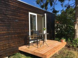 Almegården, Hotel in Græsted