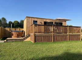 Gîte avec son SPA privatif, hotel in Le Nouvion-en-Thiérache