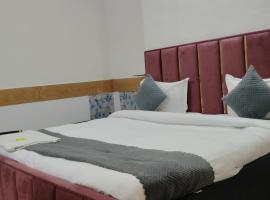 VK Hotel, hotel di New Delhi