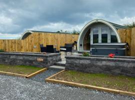 Fallagh Fort Escapes, hotel in Rousky