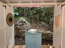 Alunis GLAMPING, hotel v destinaci Aluniş