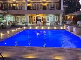 Superior Room facing Sea and Pool