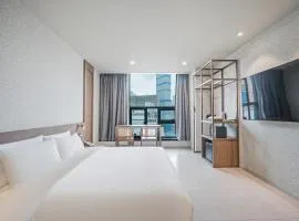 Daegu Dongseongro Giant Hotel