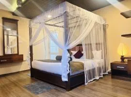 Hill Cool Hotel & Restaurant