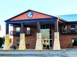 The Lodge at Russell - Russell Inn